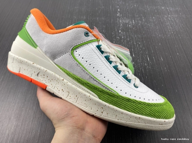 Rep Husky TITAN Jordan Low Retro 2 DV6206-183 (W) 0711